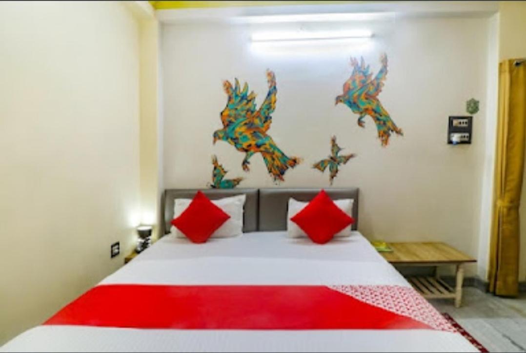 Om Shanthi Paying Guest House فاراناسي المظهر الخارجي الصورة