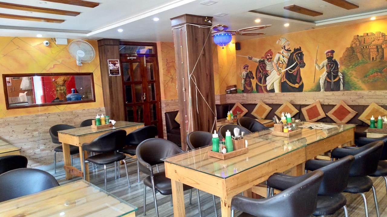 Om Shanthi Paying Guest House فاراناسي المظهر الخارجي الصورة